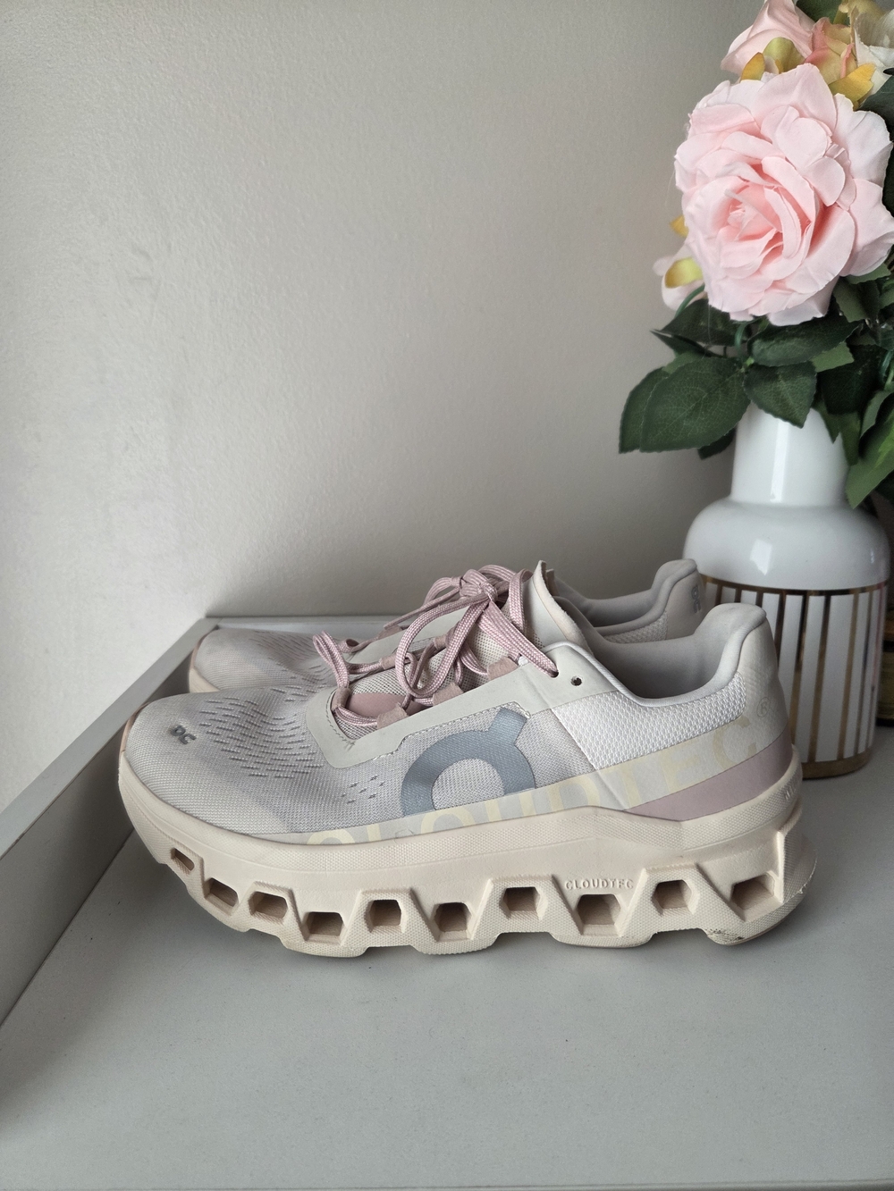 On Running Cloudmonster Women's Running Shoes - /pech